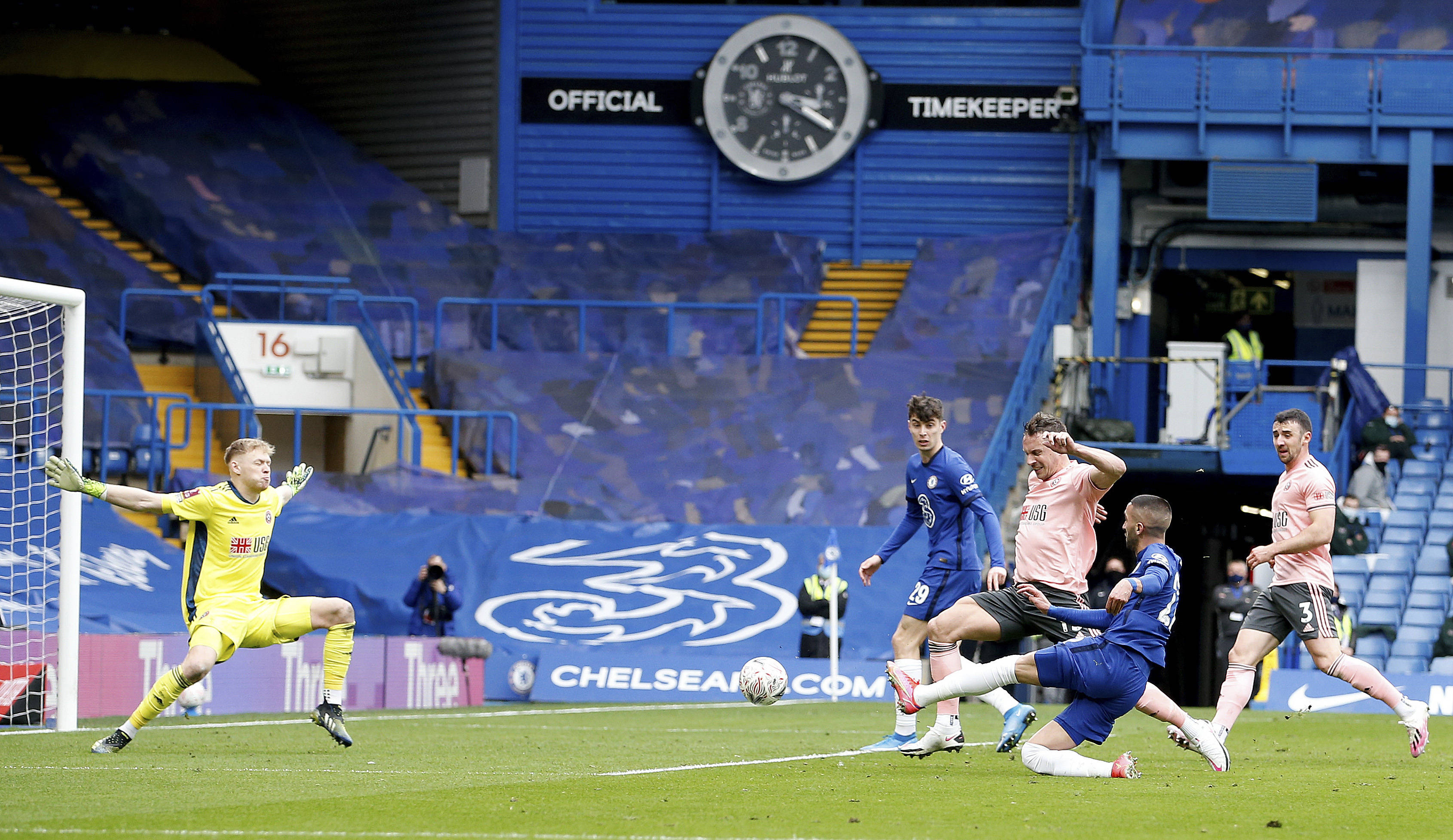 切尔西内部会议纪要流出:今晨内部沟通,足总杯使命明确,控场能力受关注 切尔西内部会议纪要流出:今晨内部沟通,足总杯使命明确,控场能力受关注