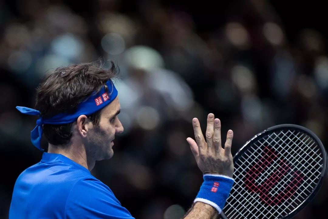 多伦多猛龙训练开放日，集结日手感冰凉引欢呼，欧联在即，赛程密集仍需轮换 