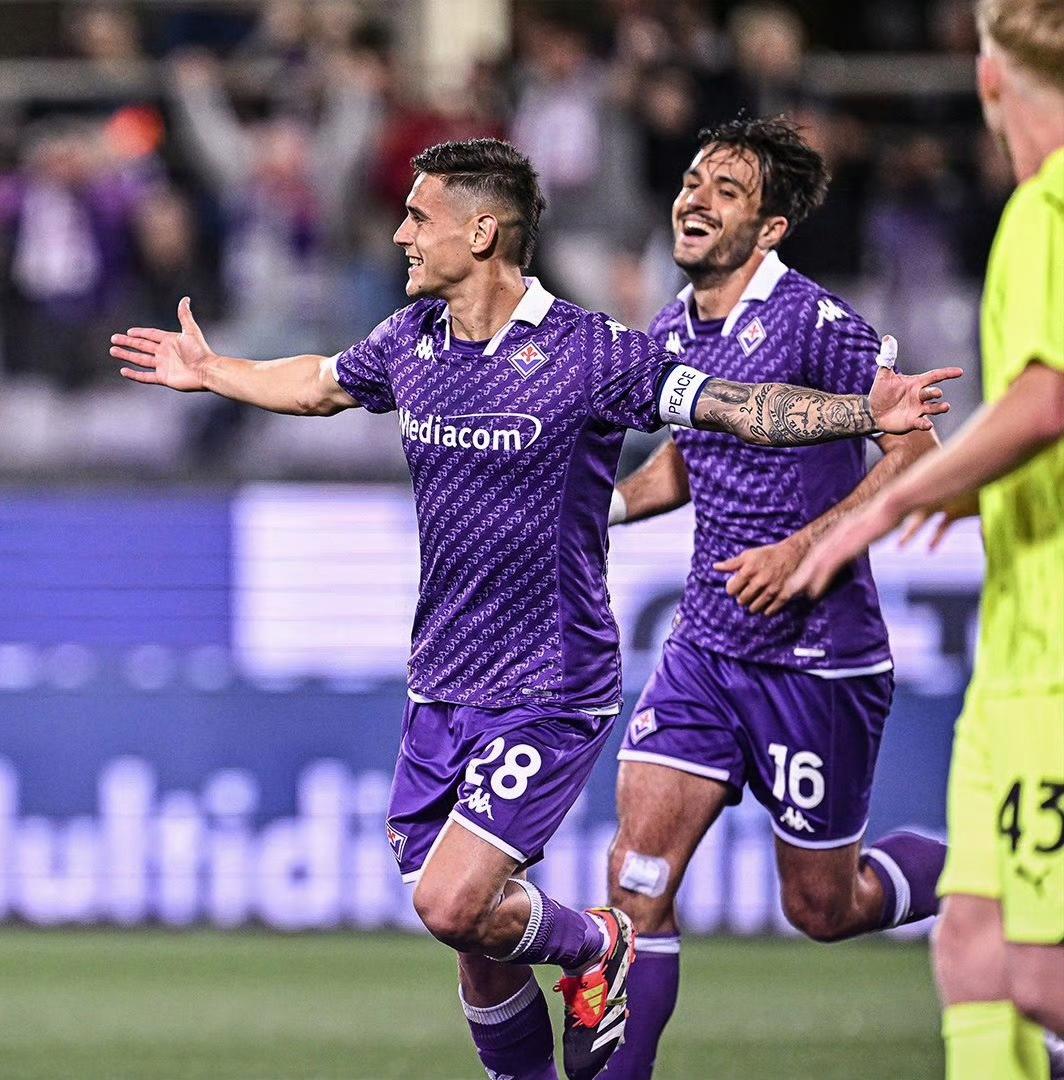 关于转折点AC米兰防线松动，亚冠国际比赛日攻防权衡，话题不断，训练强度明显提升的信息