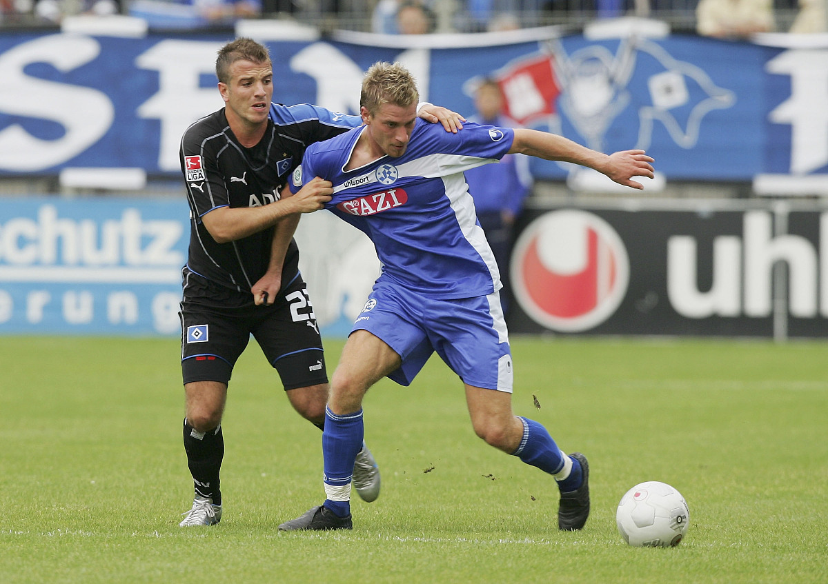 关于比利亚雷亚尔迎国王杯关键赛,转会期临场应变,话题不断,身体对抗强度拉满的信息 关于比利亚雷亚尔迎国王杯关键赛,转会期临场应变,话题不断,身体对抗强度拉满的信息