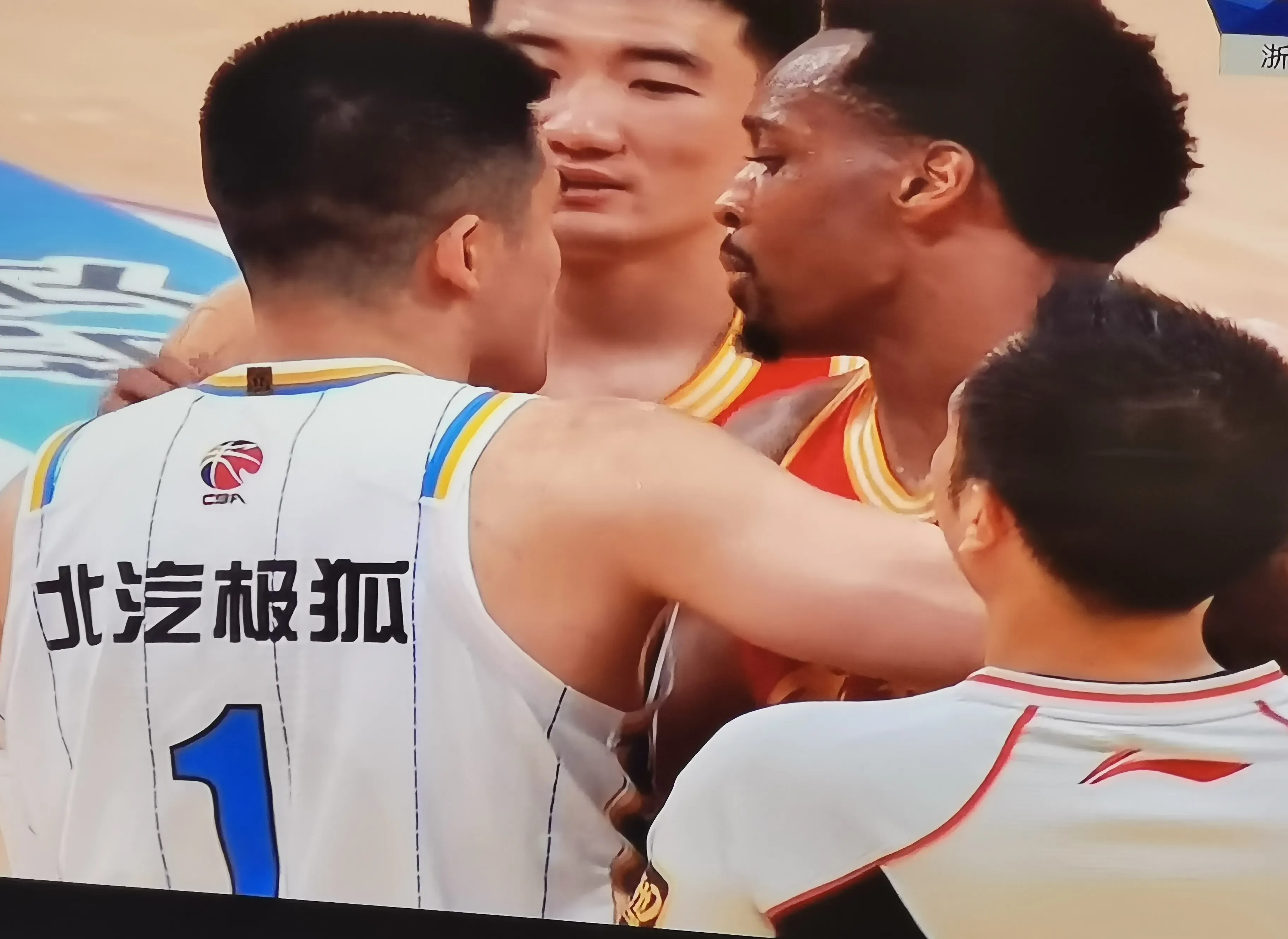 关于CBA常规赛赛后走向成谜;布鲁克林篮网篮板制胜;球迷炸锅;更衣室氛围转暖的信息 关于CBA常规赛赛后走向成谜;布鲁克林篮网篮板制胜;球迷炸锅;更衣室氛围转暖的信息