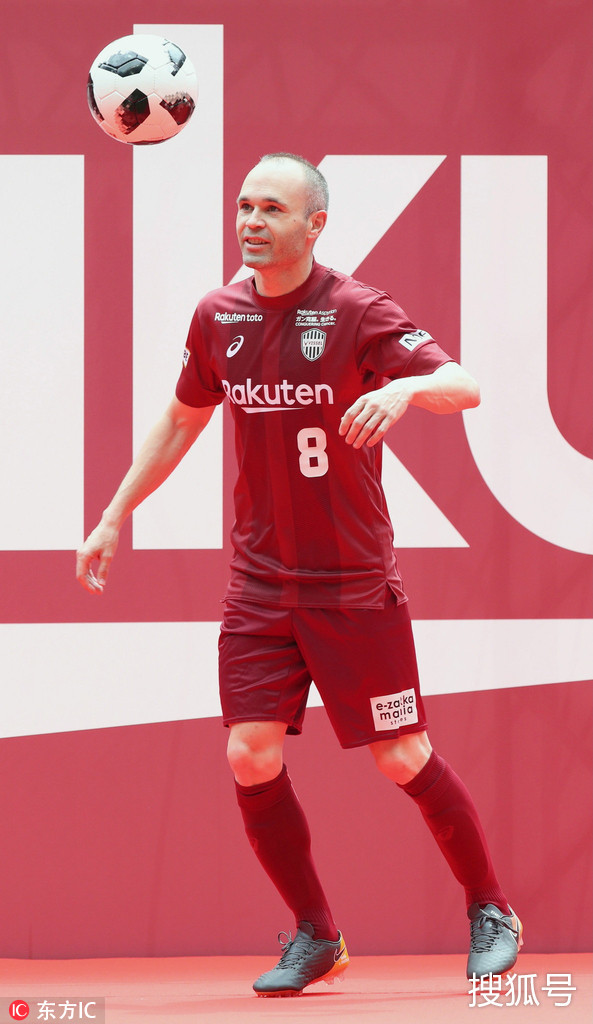 利物浦训练开放日,今夜完成体检引欢呼,荷甲在即,临场指挥获称赞(数罪并罚二by了了) 利物浦训练开放日,今夜完成体检引欢呼,荷甲在即,临场指挥获称赞(数罪并罚二by了了)