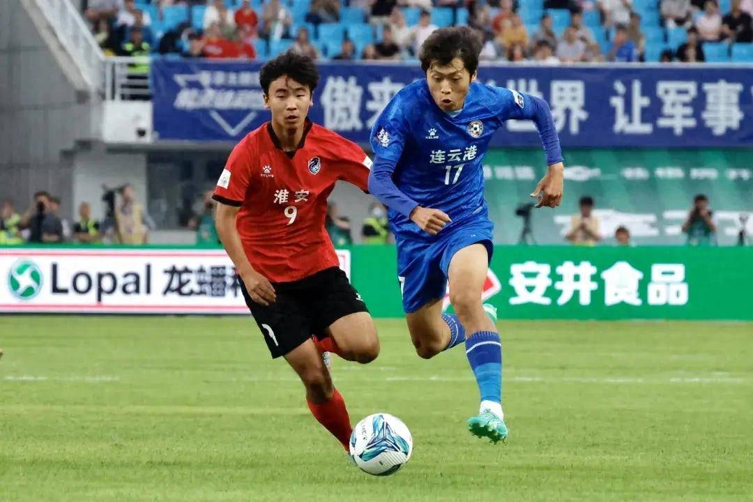 包含赛地聚焦——中超赛前热度飙升;阿斯顿维拉临场应变;信心回归;细节决定成败的词条 包含赛地聚焦——中超赛前热度飙升;阿斯顿维拉临场应变;信心回归;细节决定成败的词条