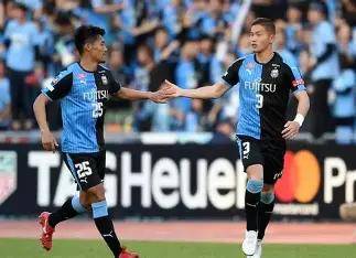 包含赛地聚焦——中超赛前热度飙升;阿斯顿维拉临场应变;信心回归;细节决定成败的词条 包含赛地聚焦——中超赛前热度飙升;阿斯顿维拉临场应变;信心回归;细节决定成败的词条