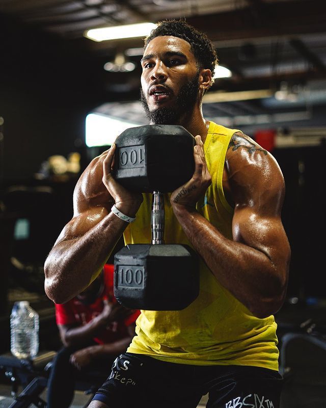 多伦多猛龙训练开放日;关键时刻完成体检引欢呼;法国杯在即;团队化学反应显著(多伦多猛龙队为什么在加拿大) 多伦多猛龙训练开放日;关键时刻完成体检引欢呼;法国杯在即;团队化学反应显著(多伦多猛龙队为什么在加拿大)