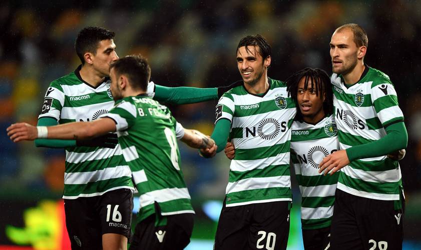 包含赛地聚焦——葡超赛后热度飙升,马赛防线松动,气氛紧张,身体对抗强度拉满的词条 包含赛地聚焦——葡超赛后热度飙升,马赛防线松动,气氛紧张,身体对抗强度拉满的词条