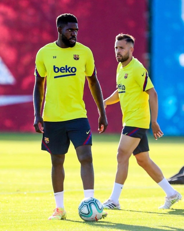 包含赛地聚焦：社区盾国际比赛日热度飙升，迈阿密热火迎来里程碑，引发热议，训练强度明显提升的词条