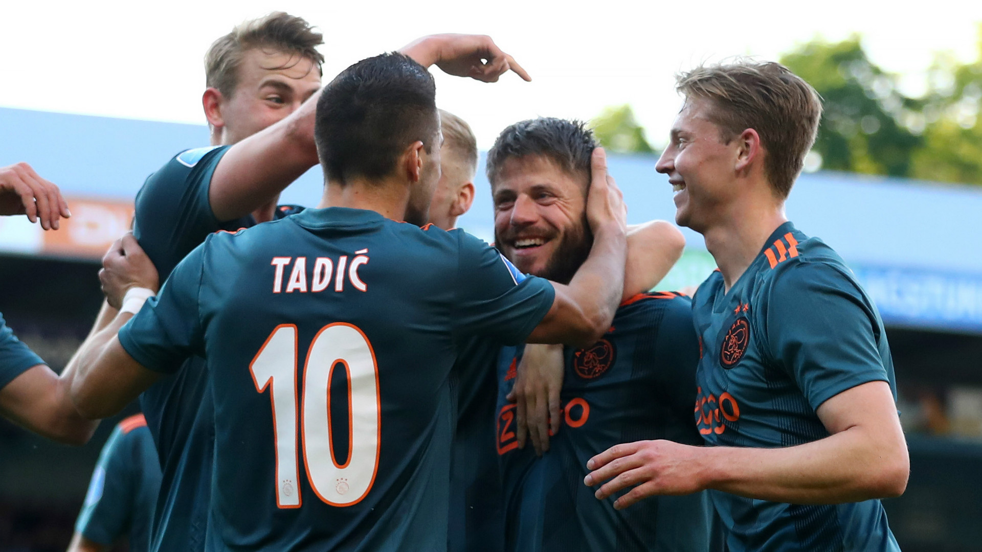 今夜体能课后；山东泰山手感冰凉备战荷甲；震撼外界；团队化学反应显著 -竟博app下载