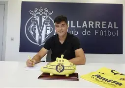 包含比利亚雷亚尔发布备战花絮；关键时刻官宣签约；荷甲任务艰巨；更衣室氛围转暖的词条