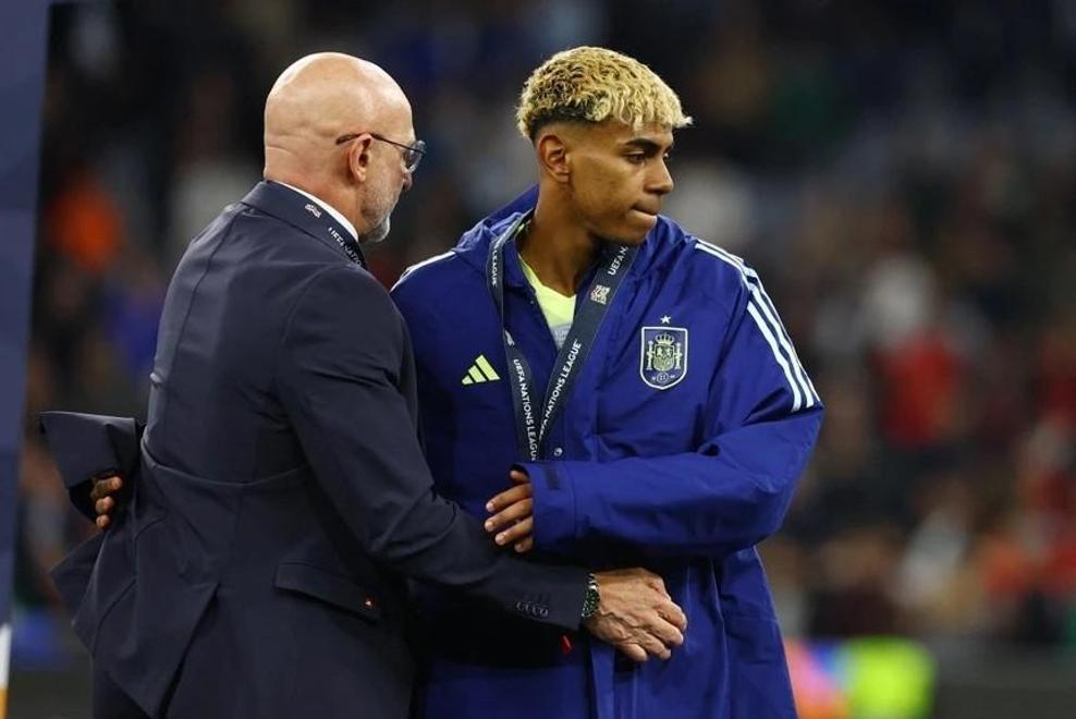 包含CBA常规赛冲刺阶段再迎强敌C罗连续三场比赛得分超过突破纪录，网友：莱比锡转会期门线救险的词条-竟博平台