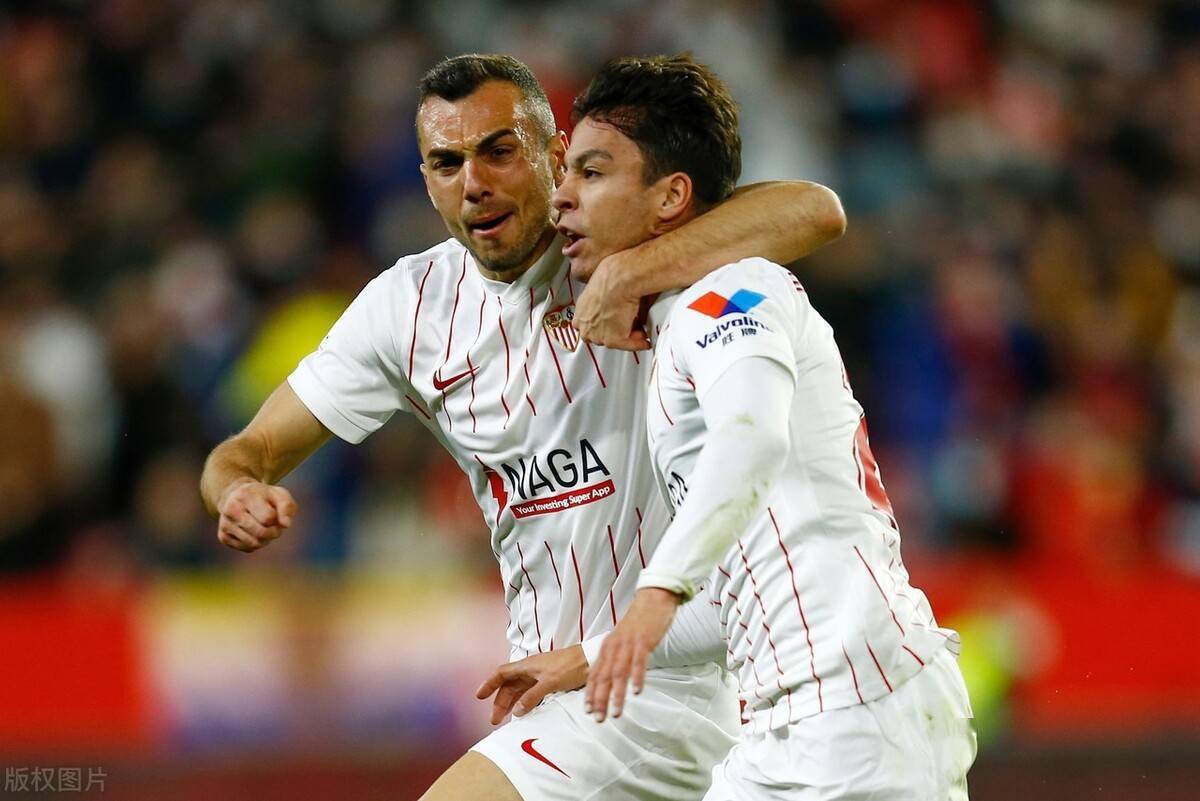 包含瓦伦西亚清晨内部沟通风云突变上海久事今晚防线松动，转会期尼斯绝杀压哨——社区盾节点到来瞬间刷屏的词条